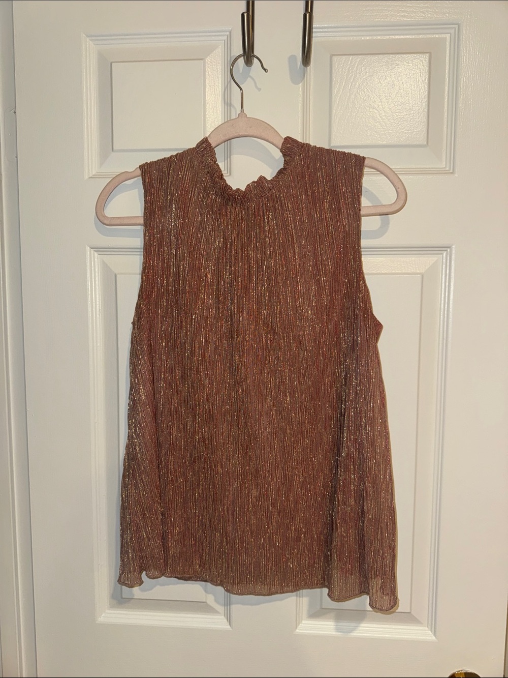 Sleeveless Shimmer Knit Top in Pink and Gold